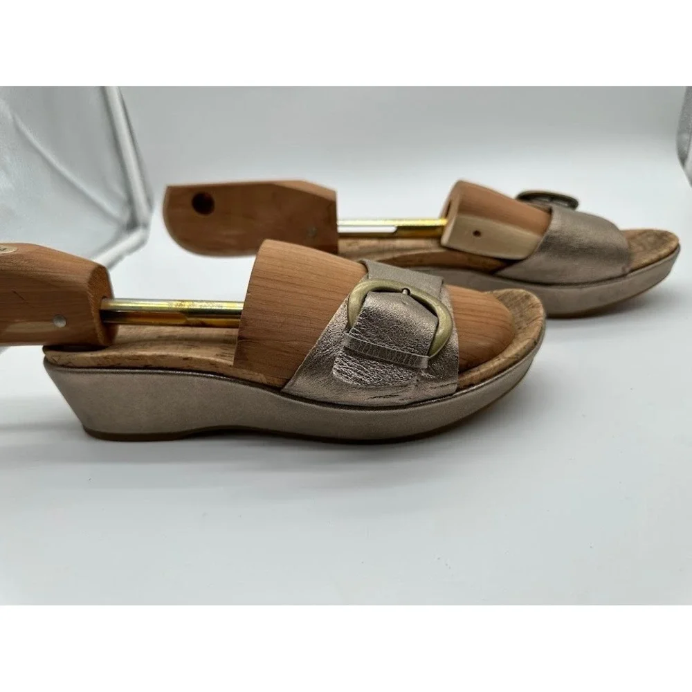 Kork-Ease Women Metallic Bronze Leather Cork Wedge Slide Sandals Buckle‎ Size 7